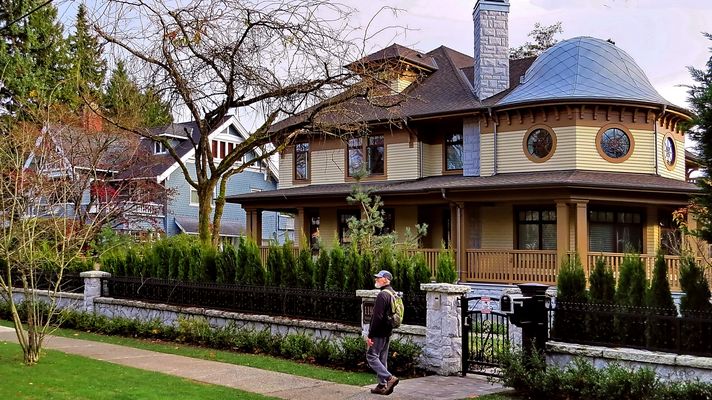 Vancouver Living (in Shaughnessy 3)