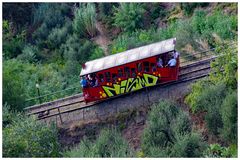 vandalismo su carrozza storica....