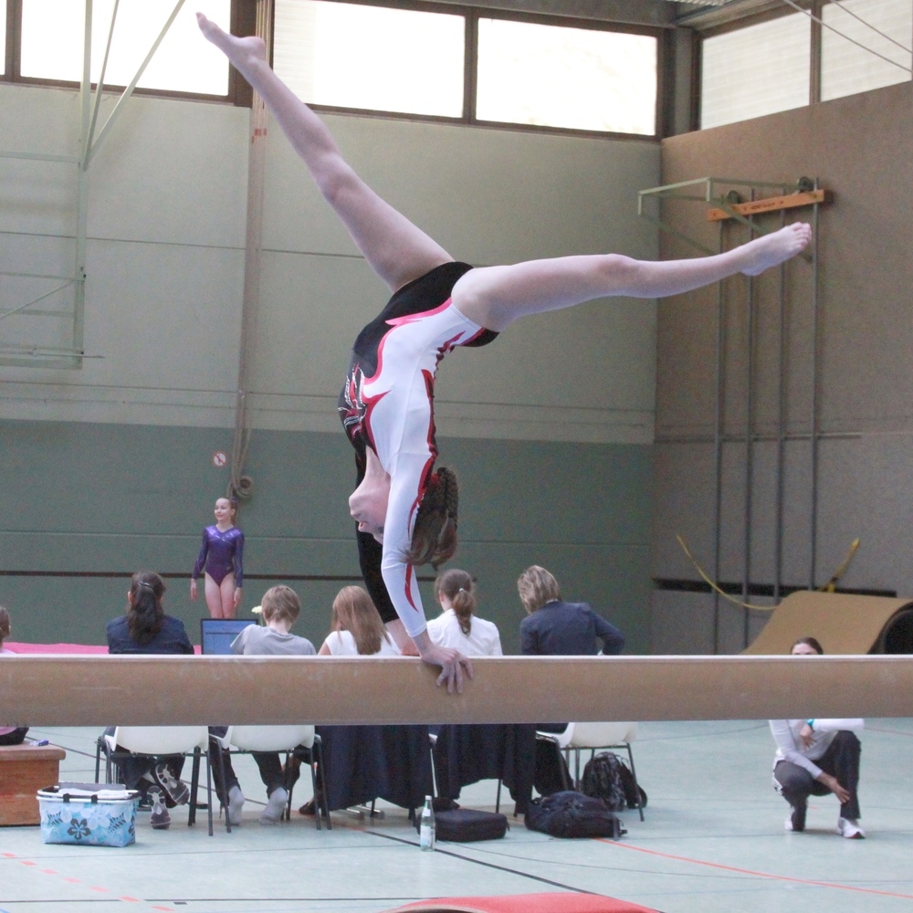 Vanessa am Schwebebalken II Foto & Bild | sport, turnen, schwebebalken