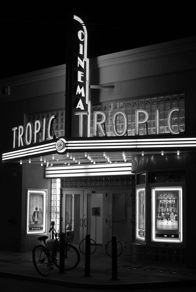 Vanishing America - Tropic Cinema