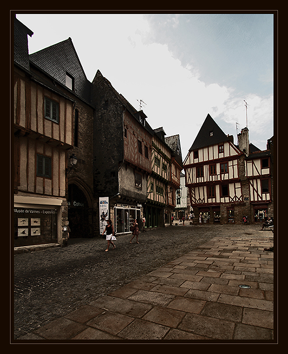 Vannes - Place Saint Pierre