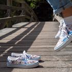 VANS 2