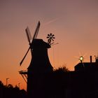 Vareler Mühle bei Sonnenuntergang