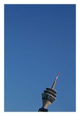 Variationen des Düsseldorfer Fernsehturms I