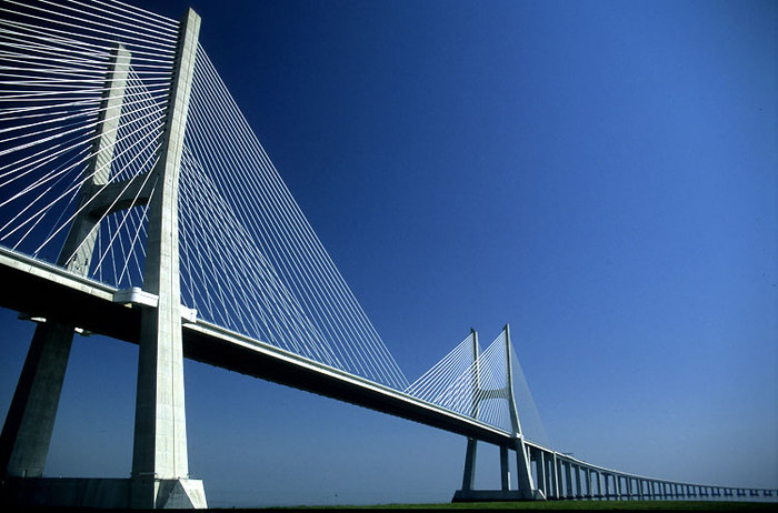 Vasco da Gama Bridge (Lissabon)