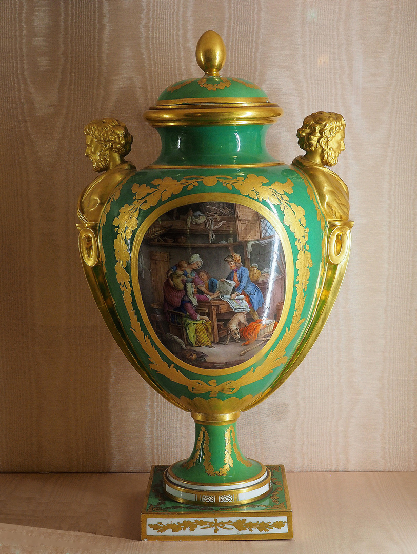 Vase à deux anses  -  Sèvres 1782