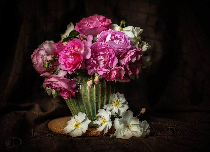 Vase mit Rosen