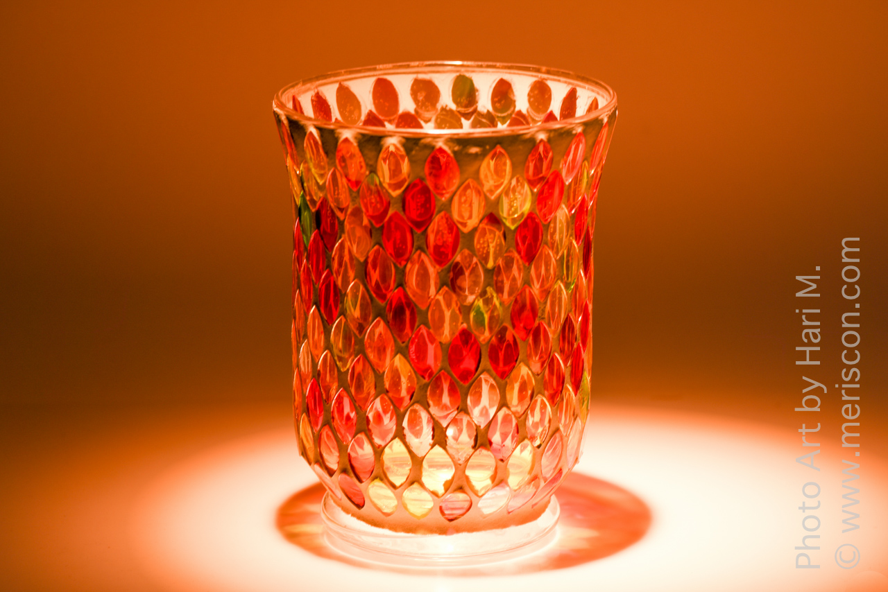 Vase unter Reflektor