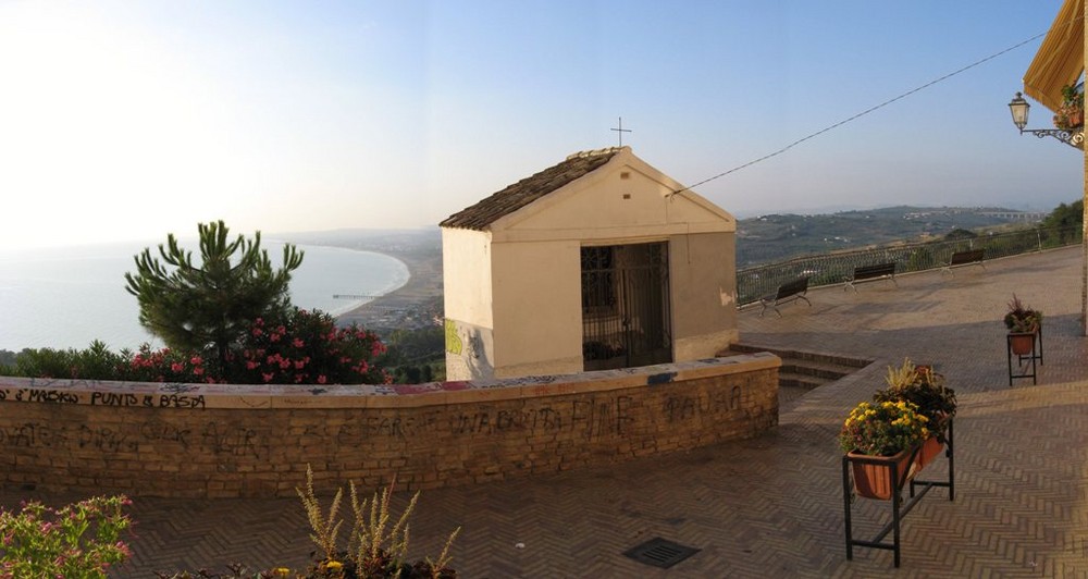 Vasto- il golfo dalla Loggia Amblingh