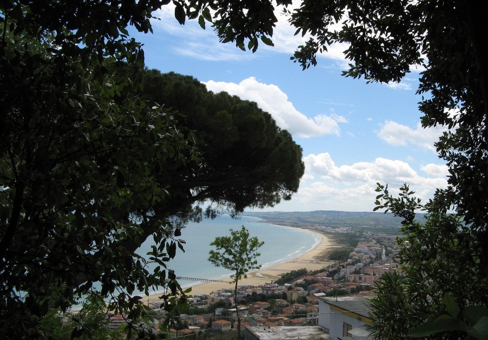 Vasto Marina. golfo incorniciato