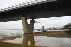 Vater Rhein hält es in seinem Bett nicht mehr aus ... Januarhochwasser bei Wesel