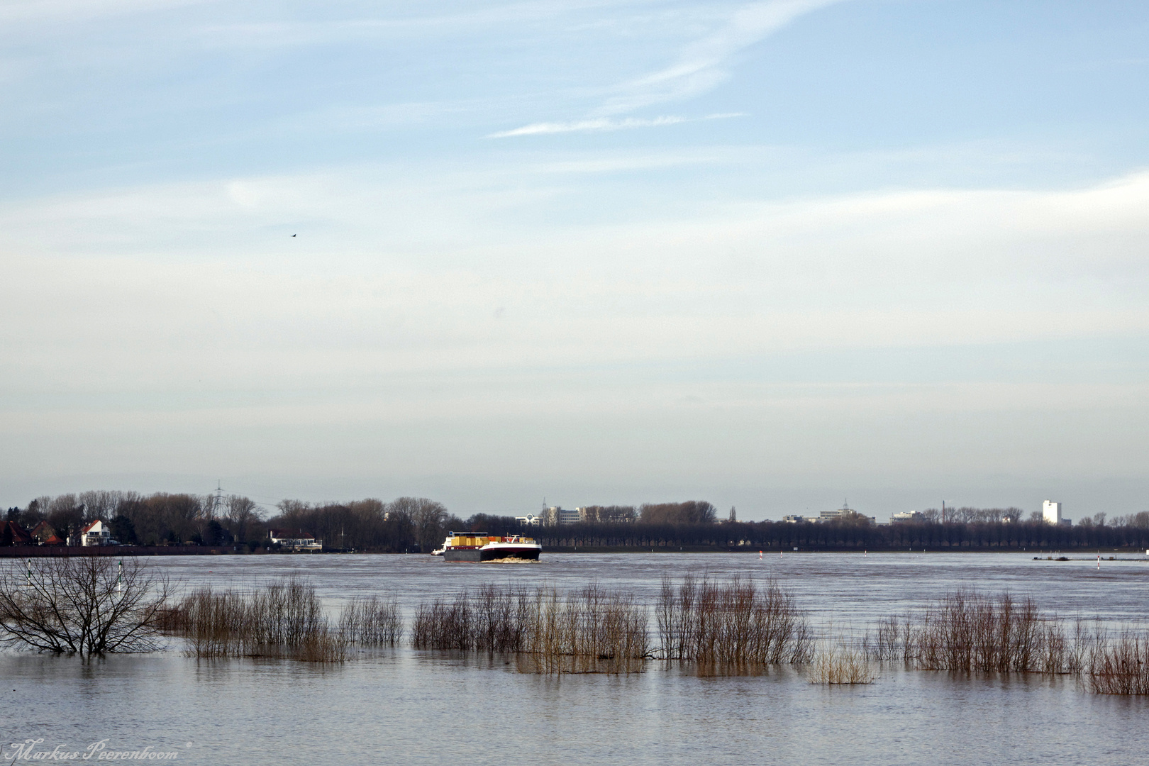 Vater Rhein sucht sich ein sehr großes Bett