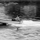 Vater und Sohn auf der Weser