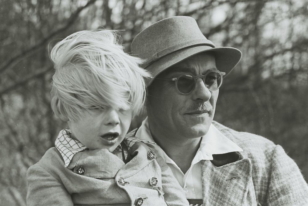 Vater und Sohn im Jahr 1937