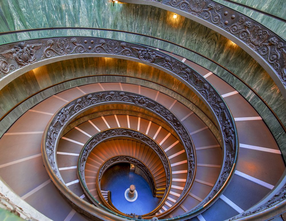 Vatican Spiral-Staircase Foto & Bild | italy, world, italien Bilder auf
