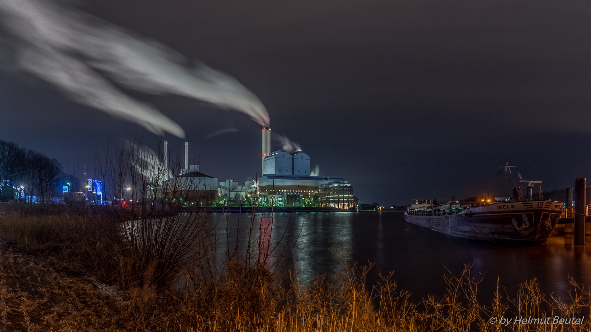 Vattenfall Tiefenstack@night 3