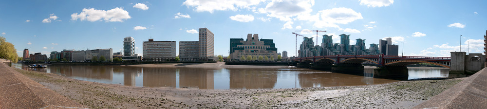 Vauxhall Bridge - Legoland