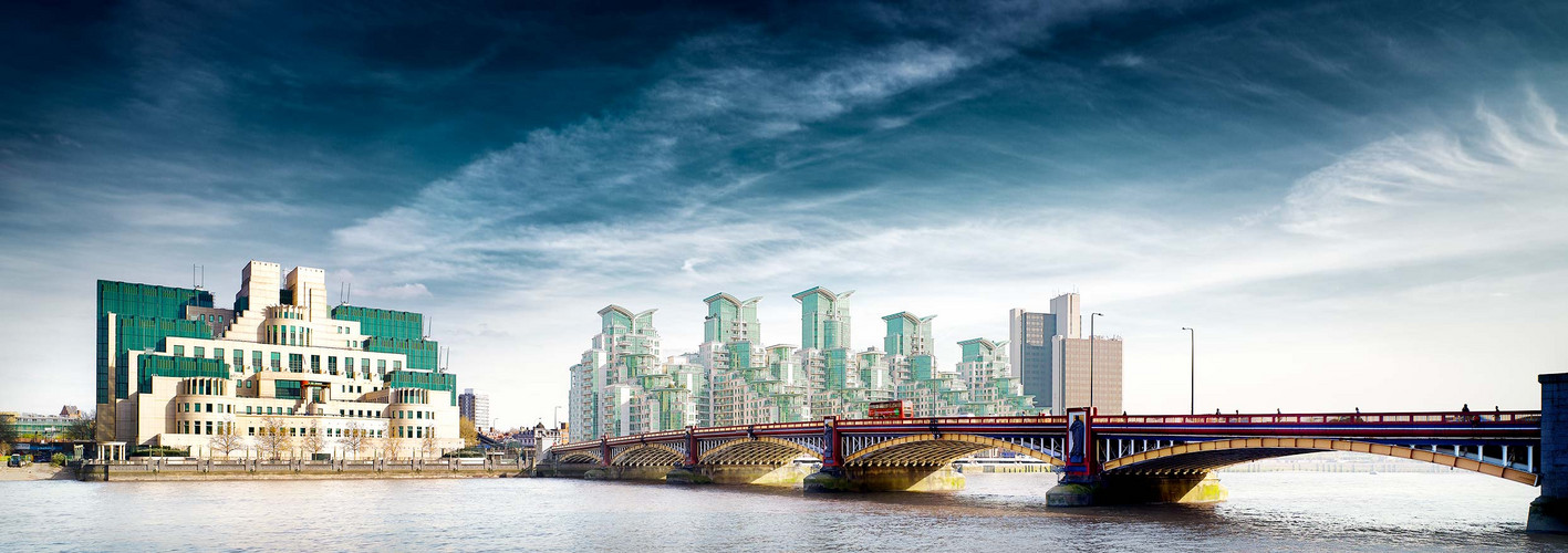 Vauxhall Bridge, London, UK. David Osborn, London.