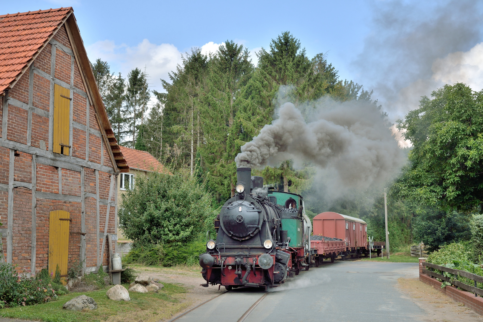 VBV 102 --Braunschweig am 02.08.19 Ortsdurchfahrt Uenzen III