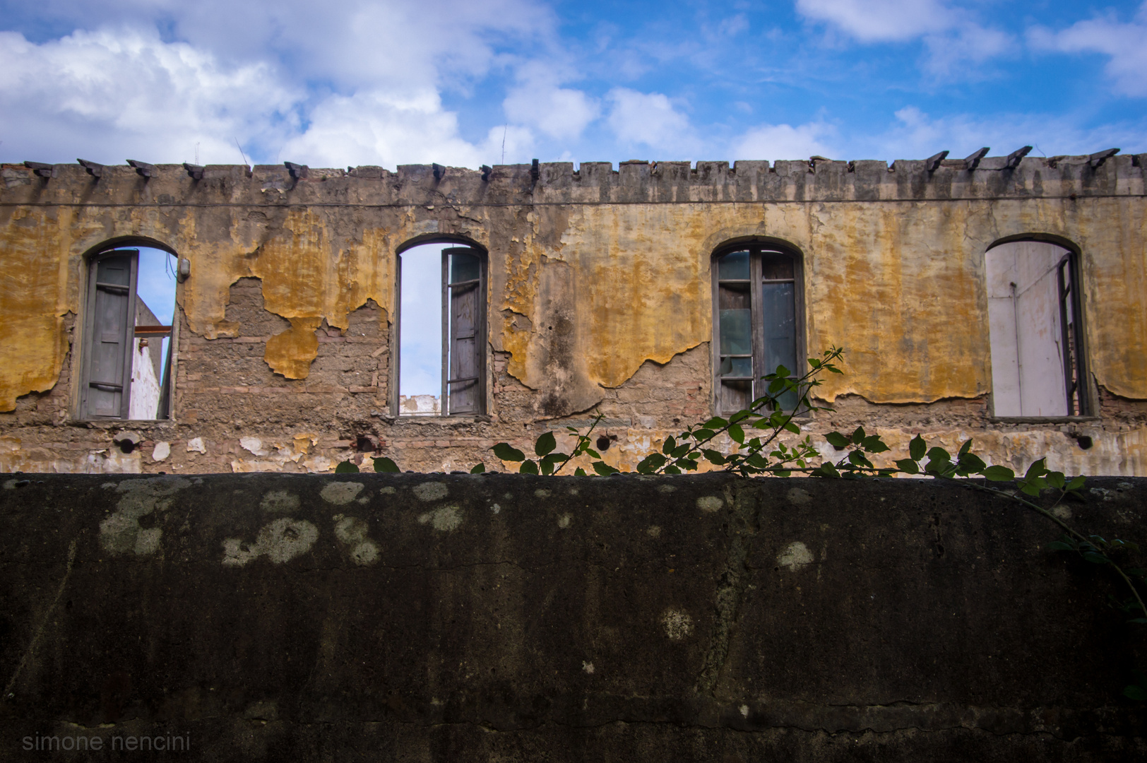 Vecchia Fabbrica Abbandonata.