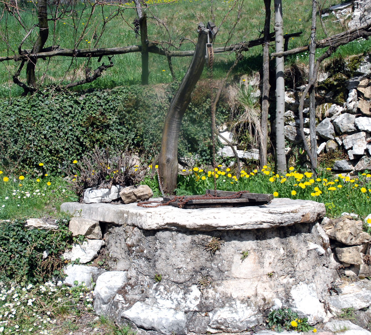 vecchio pozzo in contrada