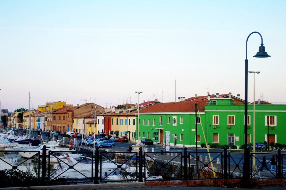 Veduta del porto di pesaro.