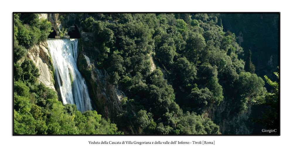 Veduta della cascata di Villa Gregoriana e della Valle dell' Inferno