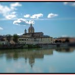 Veduta di Firenze dal fiume Arno