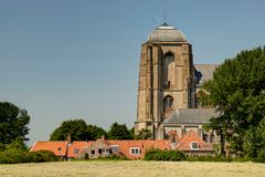 Veere - Kanaalweg Westzijde - Oude Kerk - 01