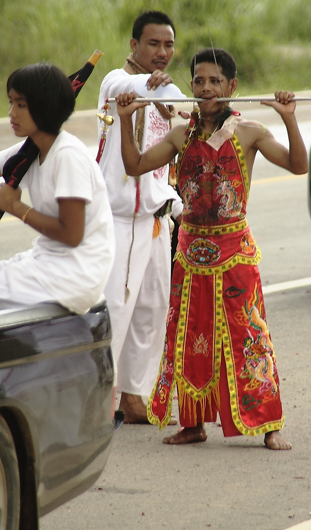 Vegetarien Festival 2010 Phuket 8