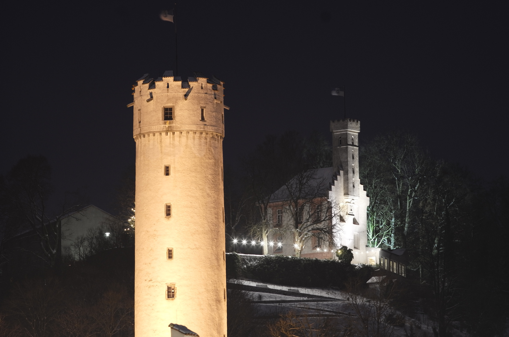 Veitsburg und Mehlsack bei Nacht