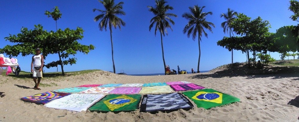 VENDEUR DE SERVIETTES DE PLAGE AU BRESIL