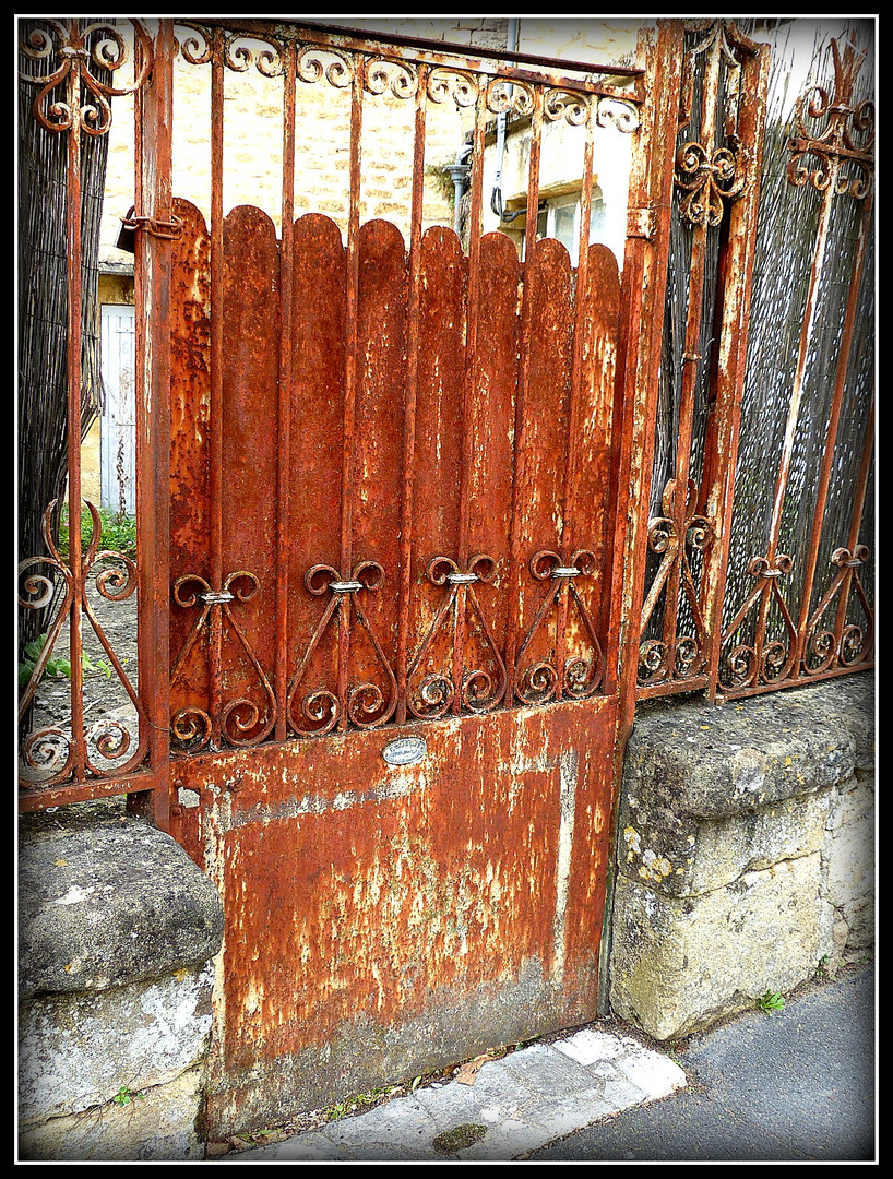 Vendredi - couleurs oubliées ; Rouille -orange 