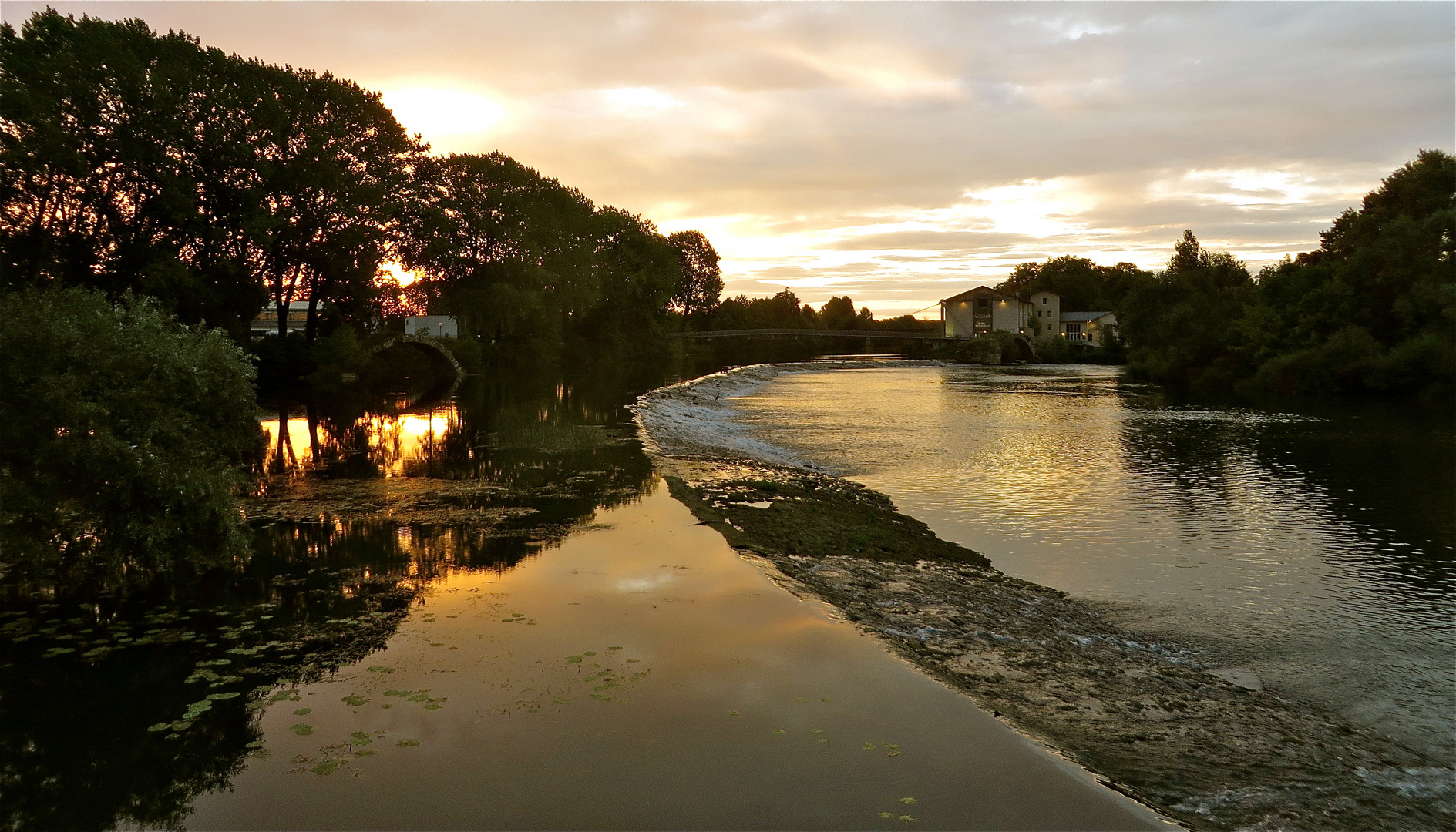 .. Vendredi matin -sur le Doubs !!!...