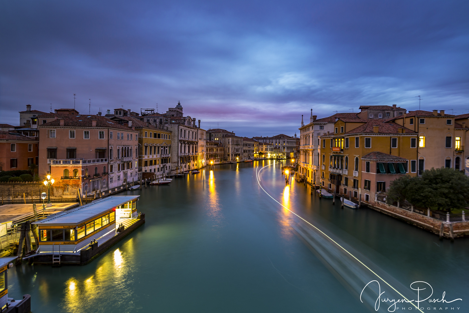 Venedig {3}