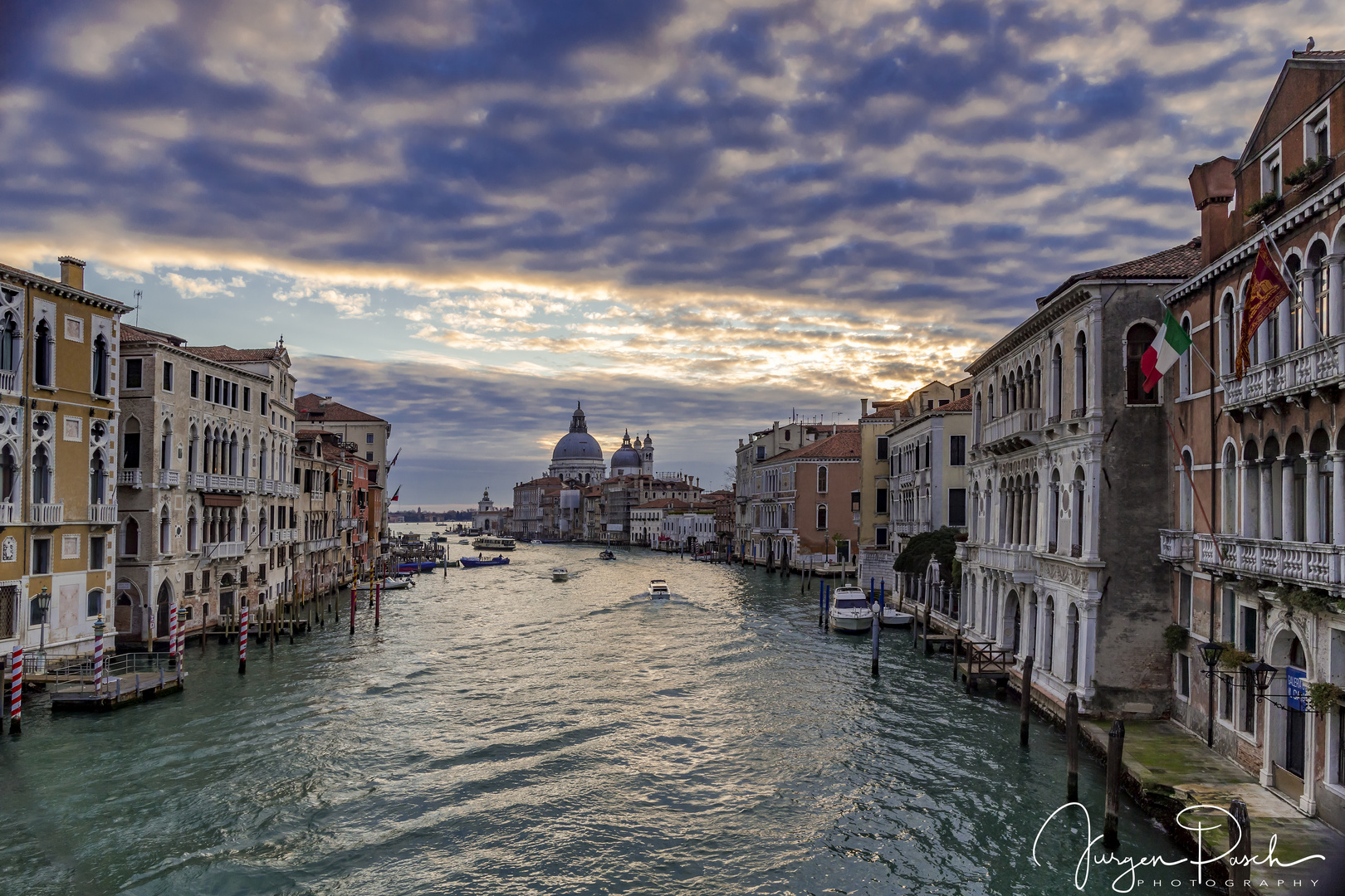 Venedig {8}