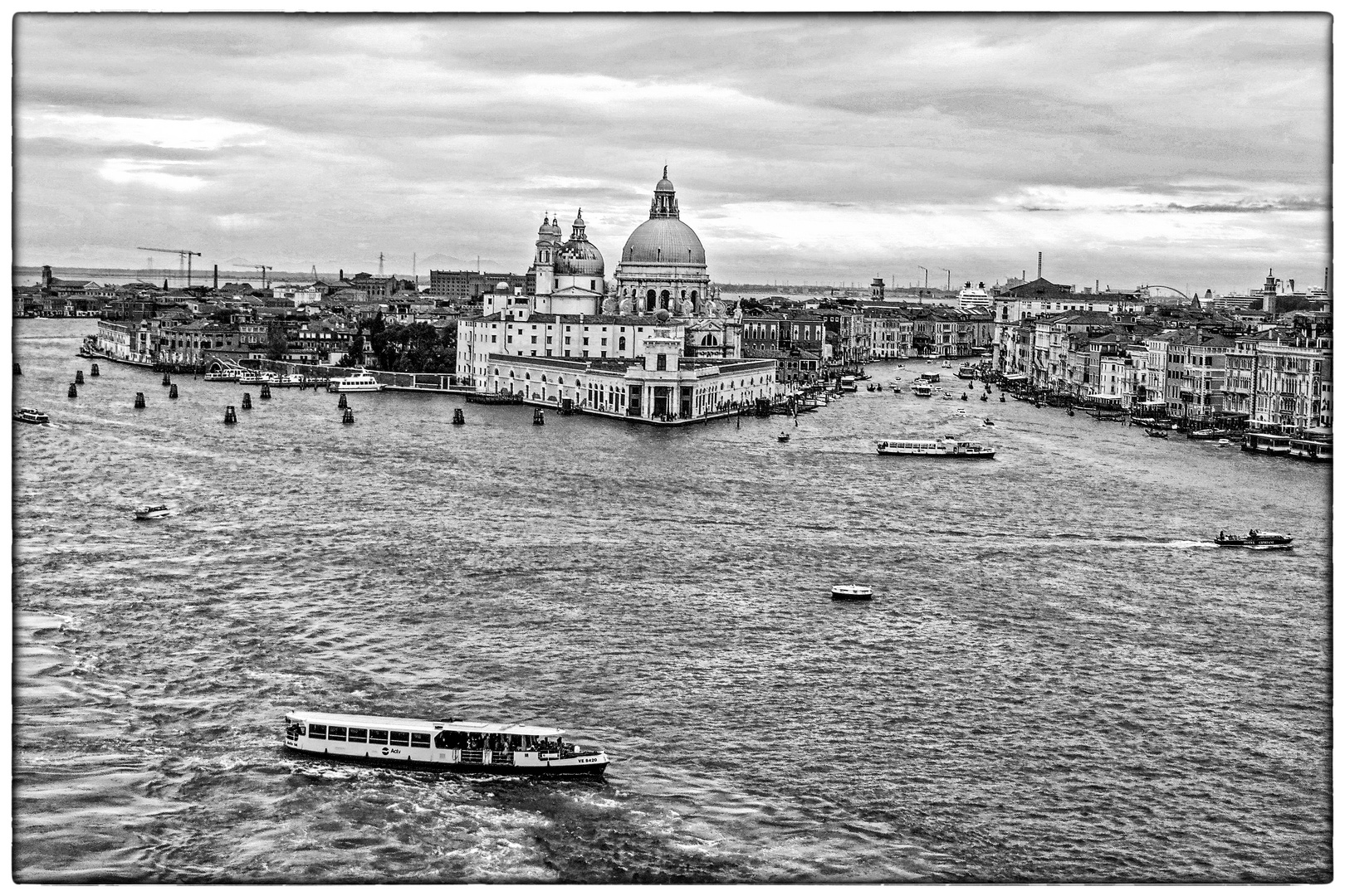 VENEDIG.......