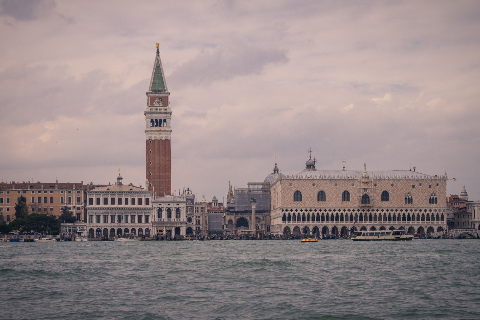 Venedig - Anlegestelle am Markusplatz