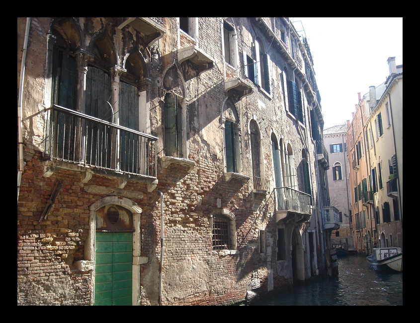 Venedig - Balkon im Sonnenlicht I