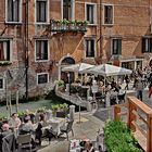 Venedig  -  Brücke bei der Accademia -