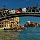 Venedig  - Brücke bei der Accademia -