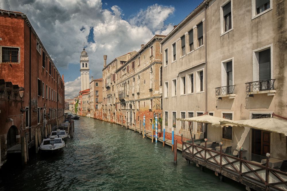 VENEDIG DER SCHIEFE TURM