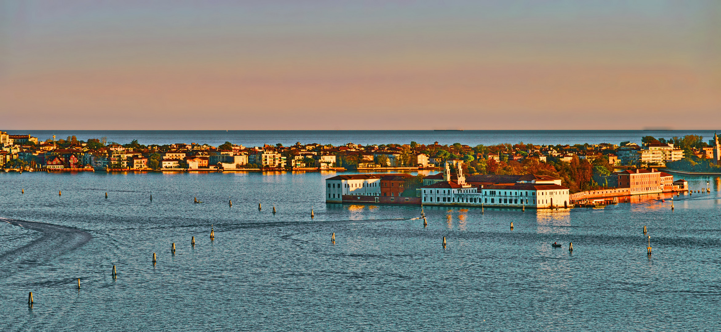 VENEDIG   - Ein wunderschöner Tag geht zu Ende -