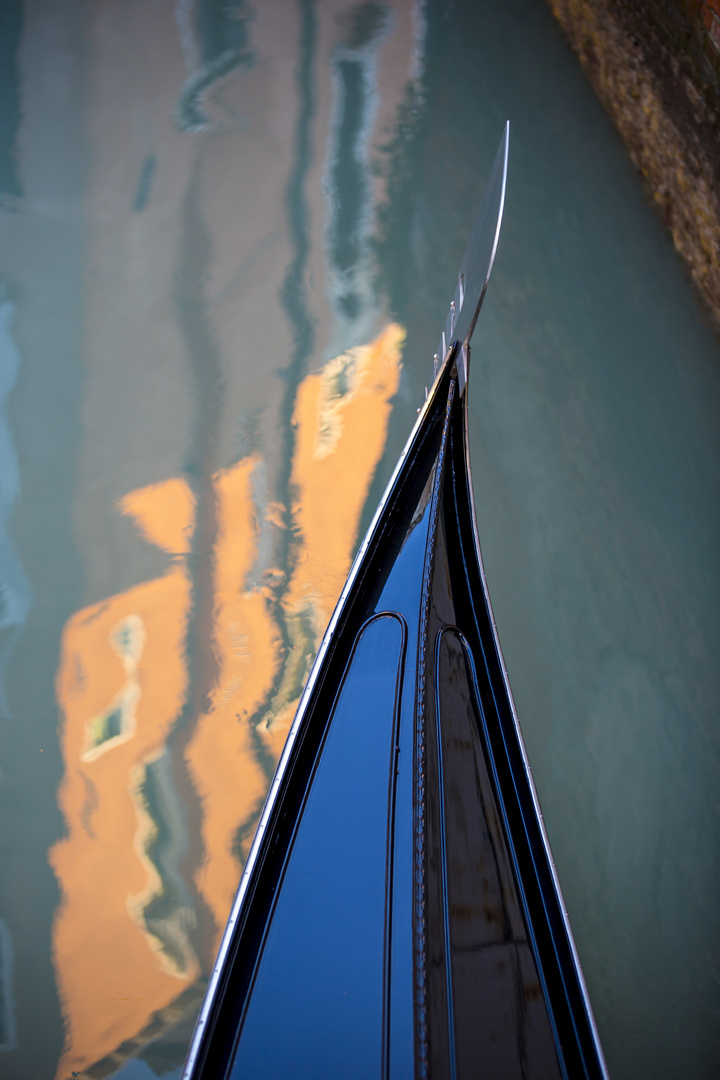 Venedig - eine Gondel im Rio de la Pleta