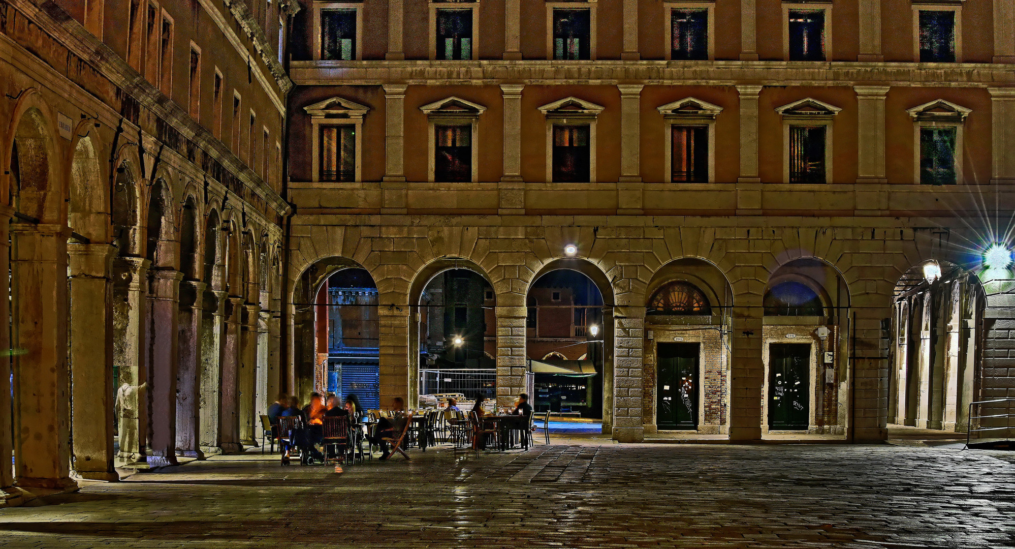 VENEDIG   - Geisterstunde am Fischmarkt -