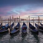 Venedig Gondel zur blauen Stunde