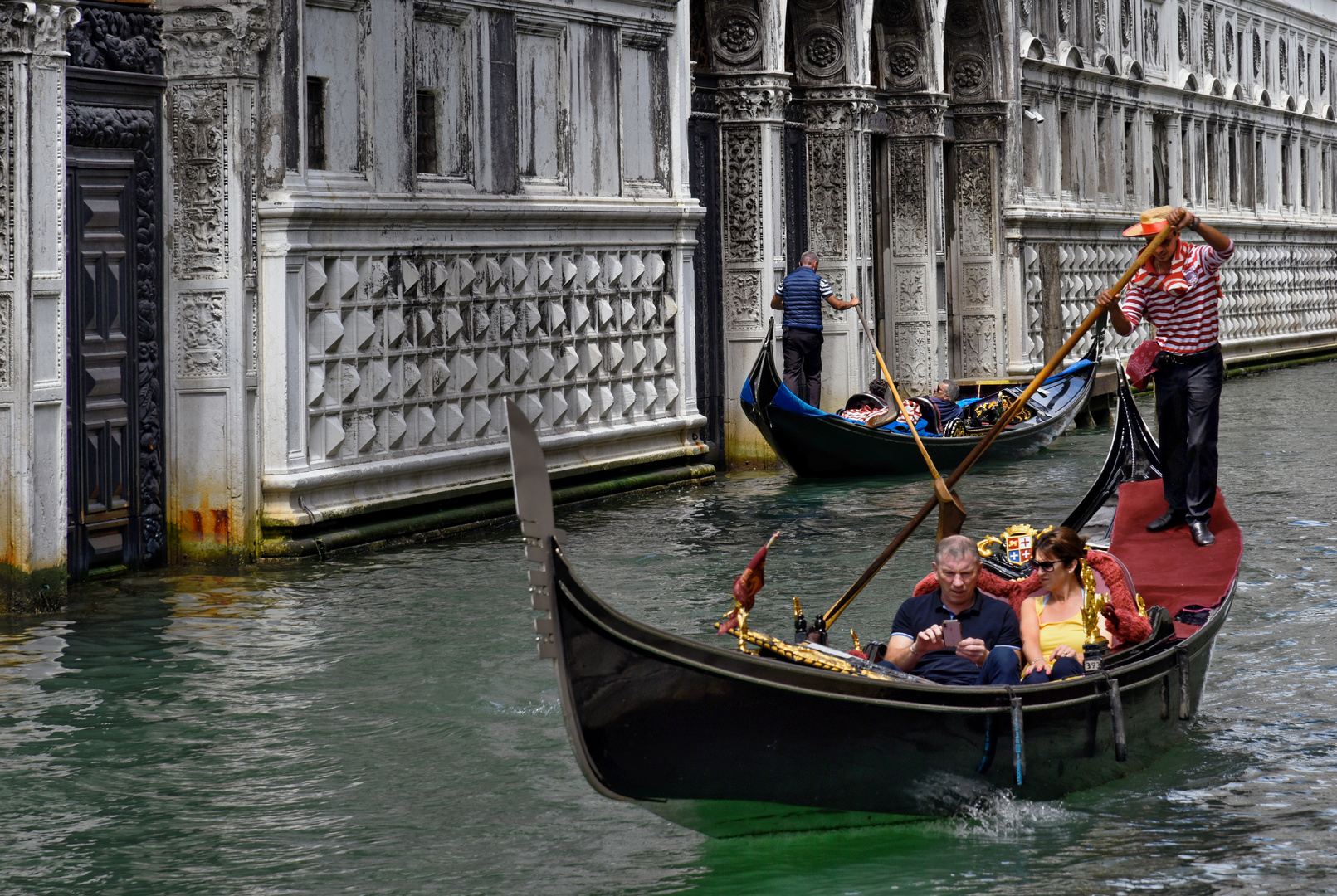 VENEDIG   - Gondola -