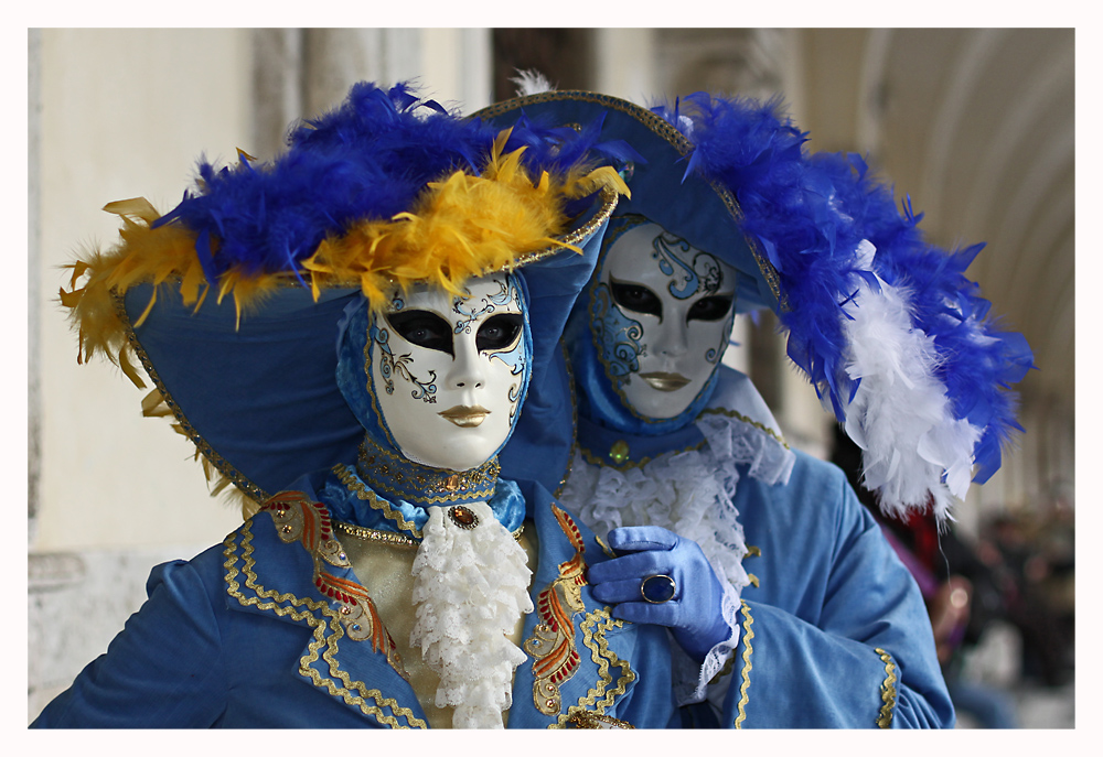 Venedig im Karneval - weiss/blau