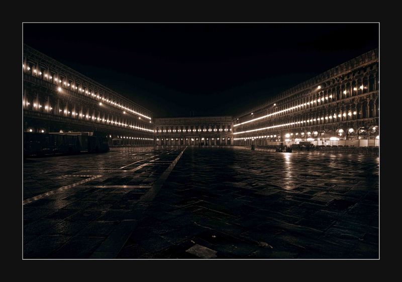 Venedig im Oktober 2006 "Markusplatz1"