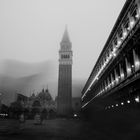 Venedig in der Frühe, Markusplatz